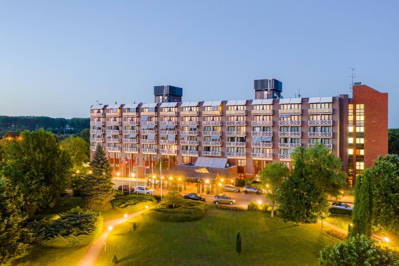 Danubius Hotel Bük Exterior foto