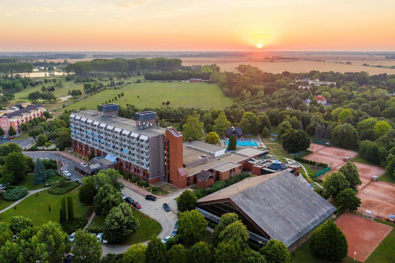 Danubius Hotel Bük Exterior foto